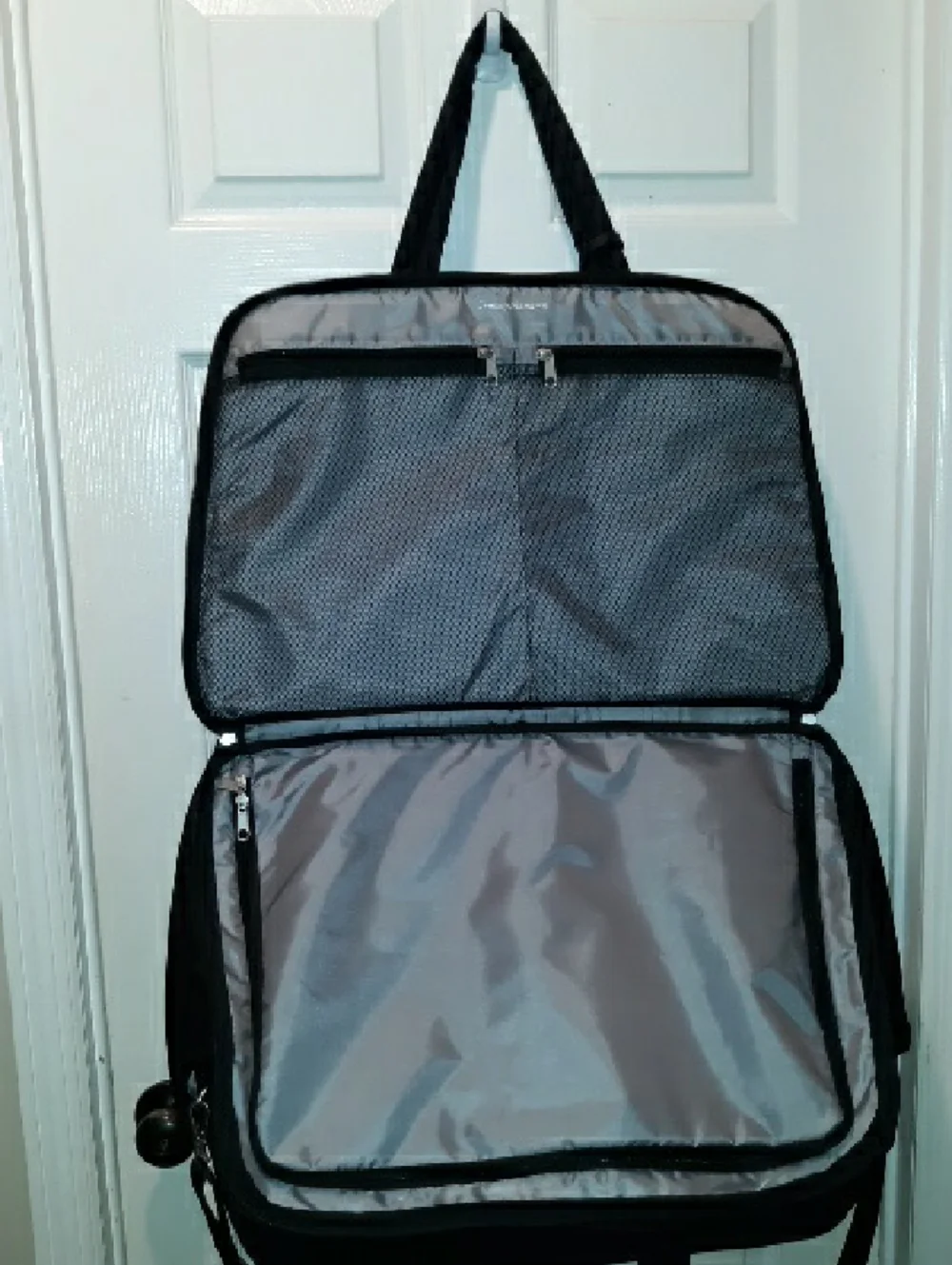 Tommy Bahama Large Quilted Puffer Travel Bag